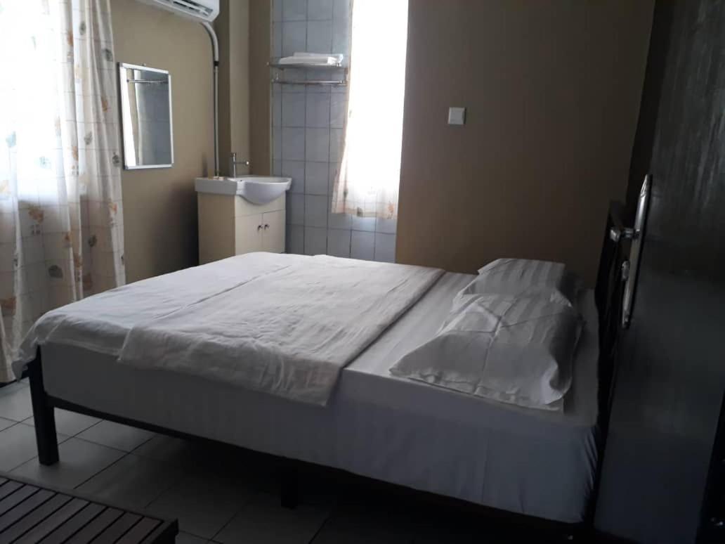 Tabin Lodge Budget Stay 拉哈达图 外观 照片