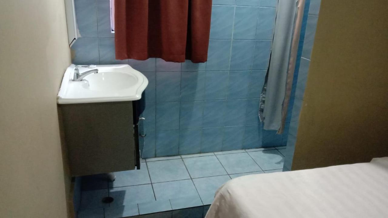 Tabin Lodge Budget Stay 拉哈达图 外观 照片