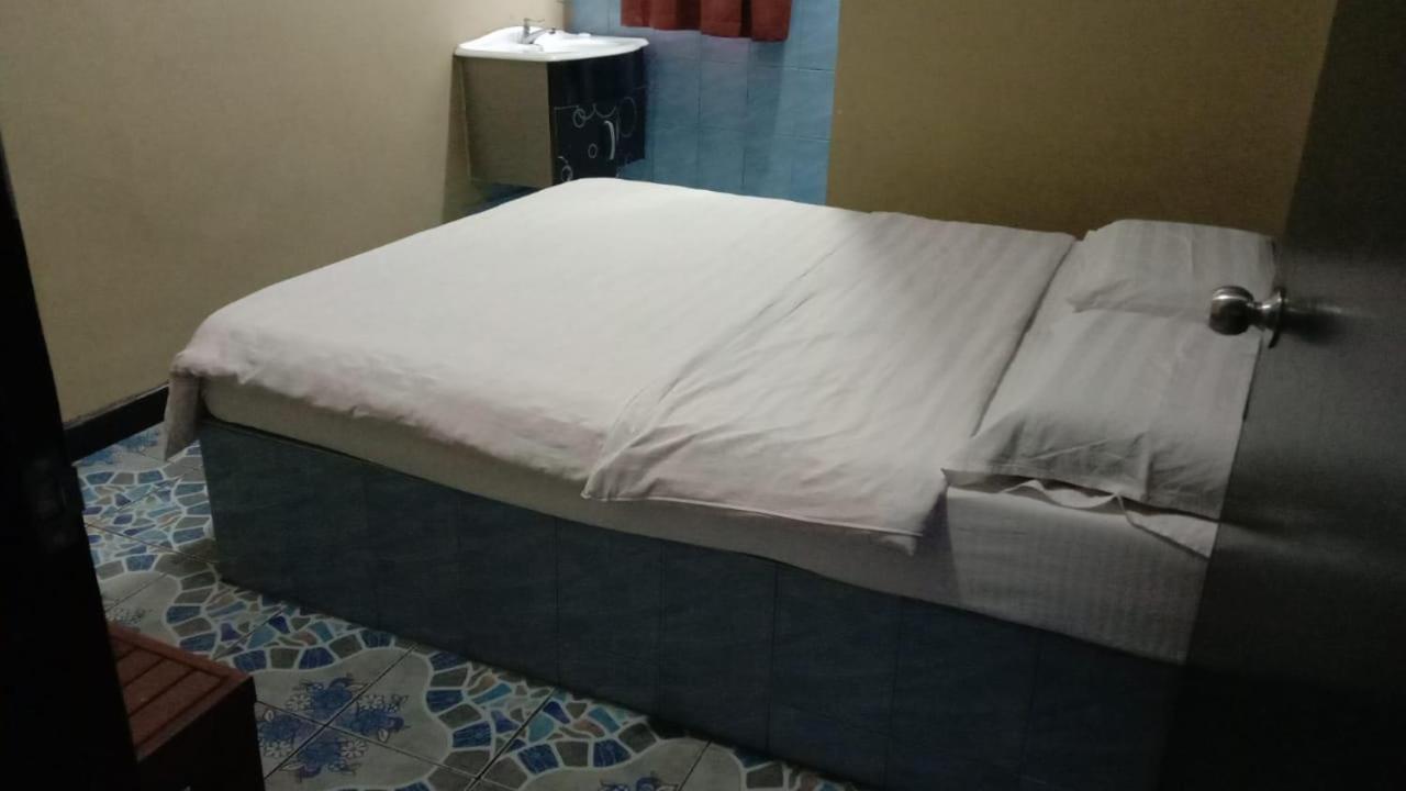 Tabin Lodge Budget Stay 拉哈达图 外观 照片